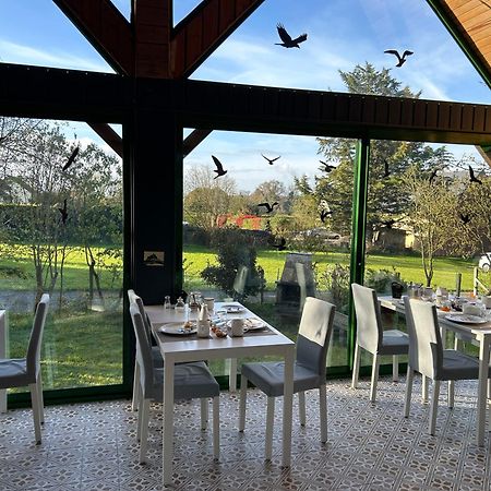 Arc En Ciel Du Mont Bed & Breakfast Понторсон Екстериор снимка