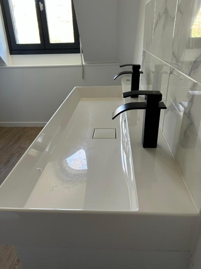 Arc En Ciel Du Mont Bed & Breakfast Понторсон Екстериор снимка