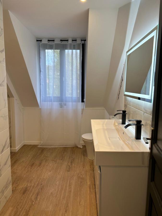Arc En Ciel Du Mont Bed & Breakfast Понторсон Екстериор снимка