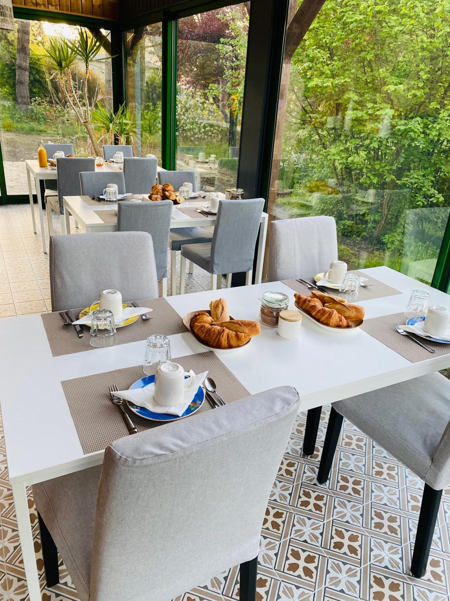 Arc En Ciel Du Mont Bed & Breakfast Понторсон Екстериор снимка